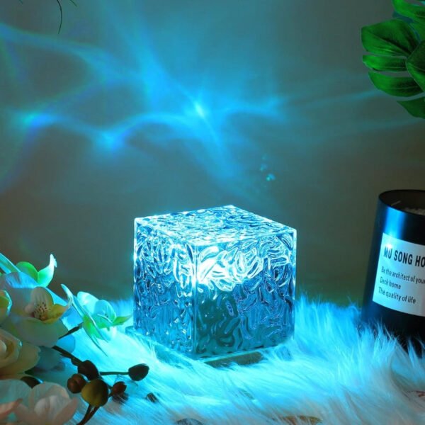 Lumos – Elegant wall lamp with color change and wooden base - Image 3