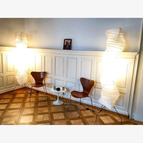 Magic light – Akari UF4-33N floor lamp made of paper and metal - Image 7