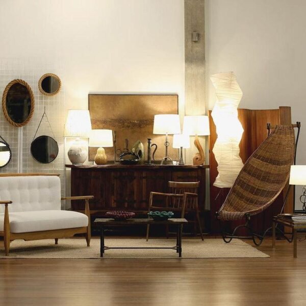 Magic light – Akari UF4-33N floor lamp made of paper and metal - Image 16